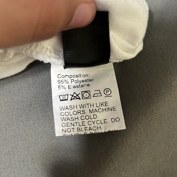 Plain white crop top - Picture 5 of 5